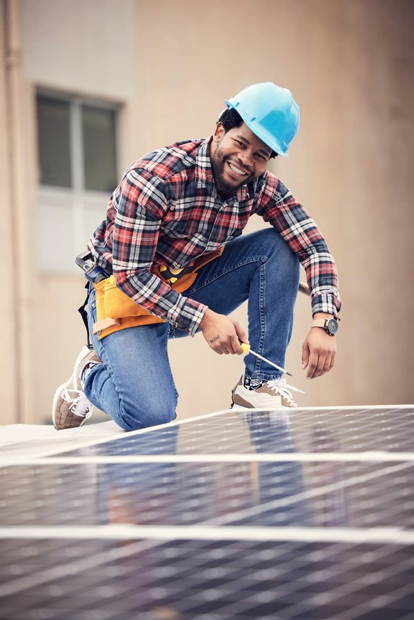 Quels sont les éléments clés du processus d'installation des panneaux photovoltaïques ?